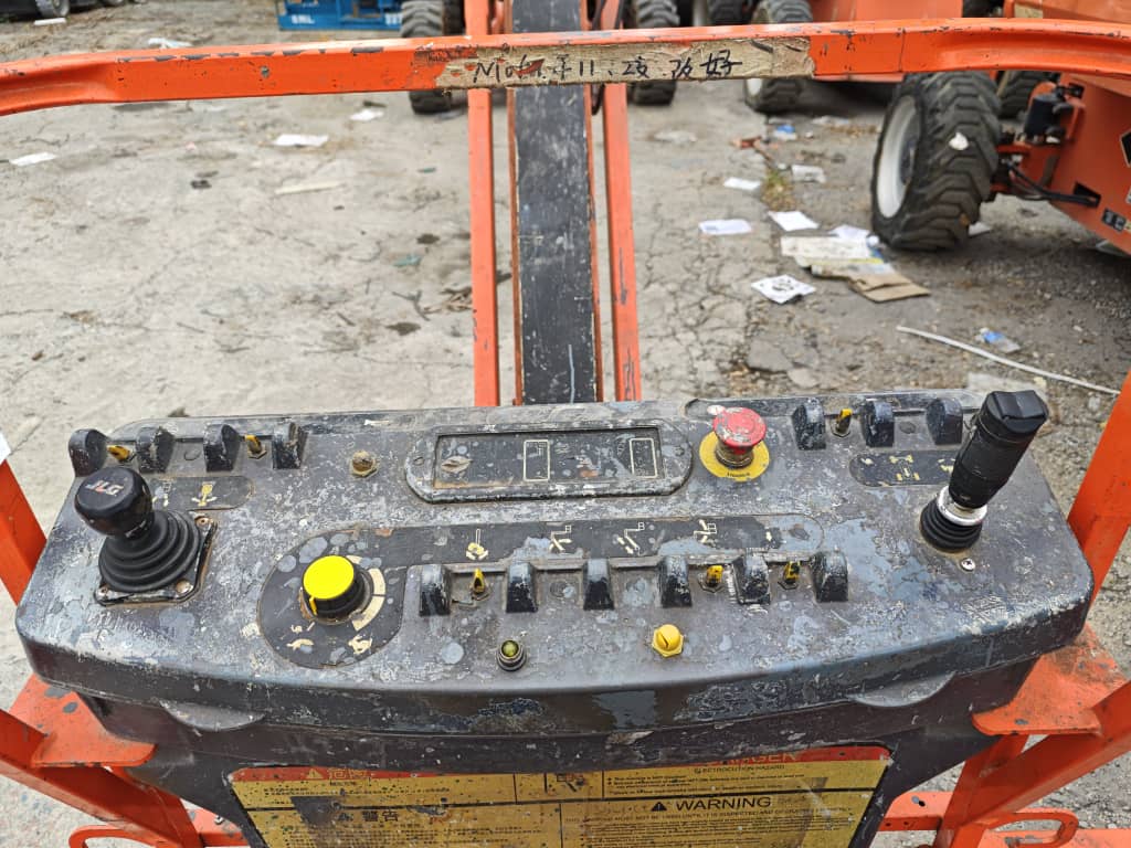 Sold - Telescopic Boom Lift - View 6